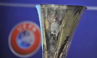 Junajted sa Sent Etjenom, Roma na Viljareal