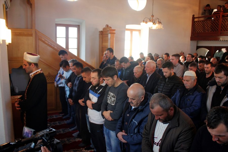 2016121622073876617062872Web