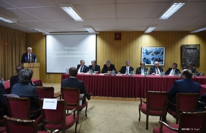 CANU će sa Vladom sugerisati kako da se država učini održivom u nacionalnom i identitetskom smislu