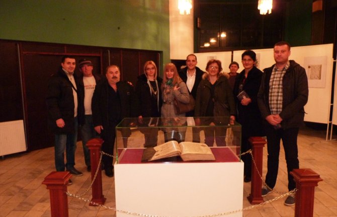 Pljevlja: Primjerak Kur'ana iz 16.vijeka prvi put izložen van vjerskog objekta