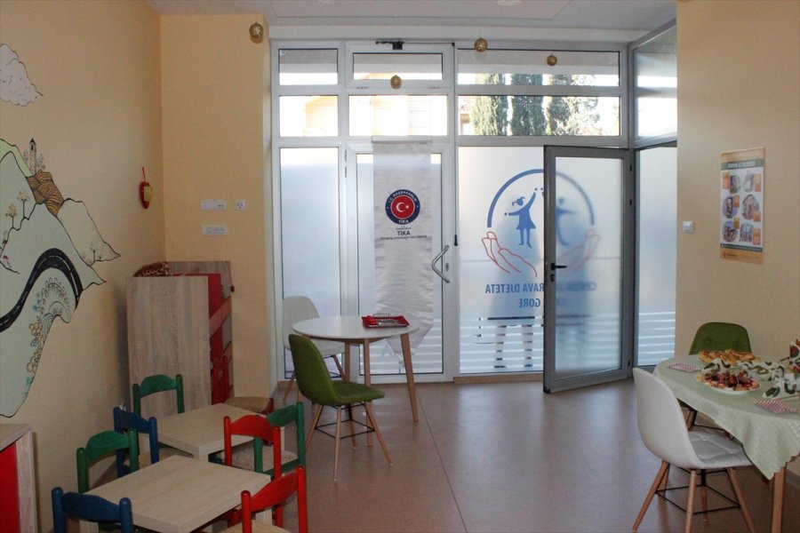 2016122022081178917193504Web