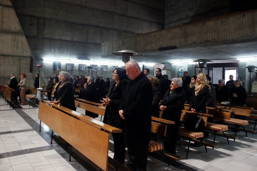 2016122522091607517366005Web