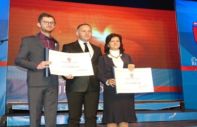  Kasumović:Bijelo Polje grad velikog srca,Ćetković dio sredstava donira Anđeli Petrović