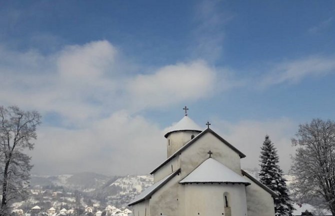 Danas slavimo Božić, najradosniji hrišćanski praznik 