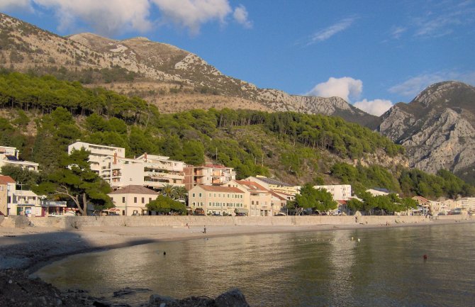 Sutomore: Božić dočekali bez struje i vode