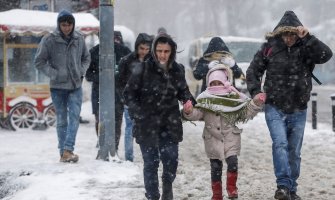  Nevrijeme u Istanbulu: Bosfor zatvoren za saobraćaj, otkazano 610 letova