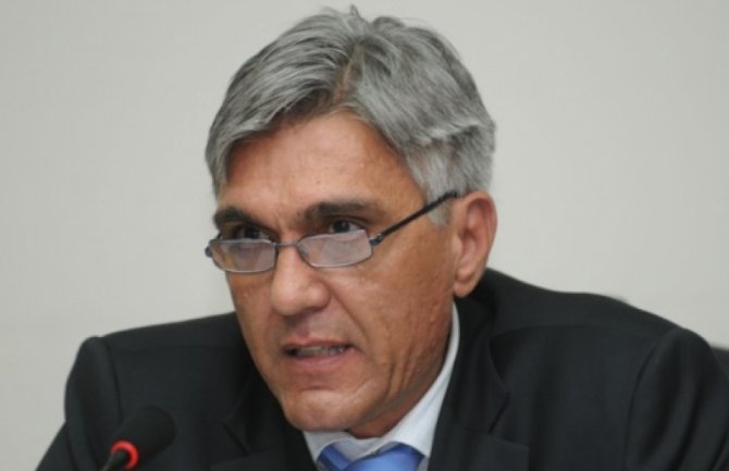 Preminuo generalni sekretar Skupštine Siniša Stanković