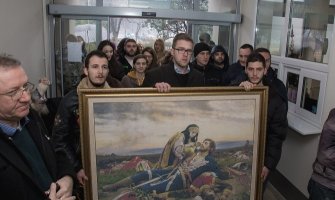 Klub mladih Nove srpske demokratije pokušao da uruči poklon sliku Abdiću