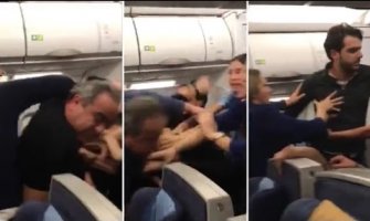 Potukli se putnici, avion prinudno sletio u Istanbul (VIDEO)