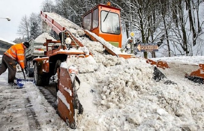 ''Staljinove ruke'' strah i trepet za snijeg u Češkoj (PHOTO)