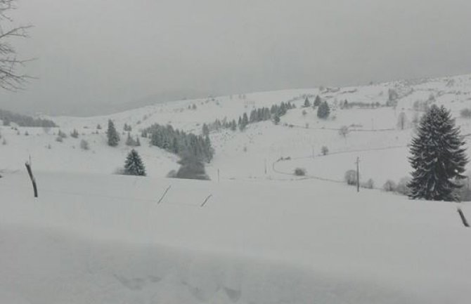 Mještani ogorčeni: Čiste nam put samo kada neko umre