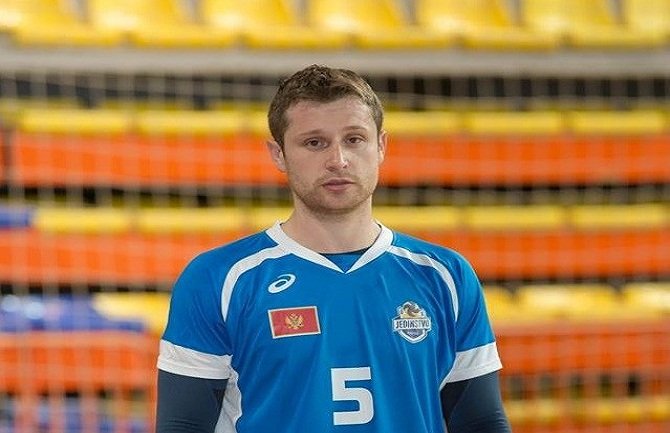 Odbojkaš Ljubo Popović najbolji sportista Bijelog Polja za 2016.godinu