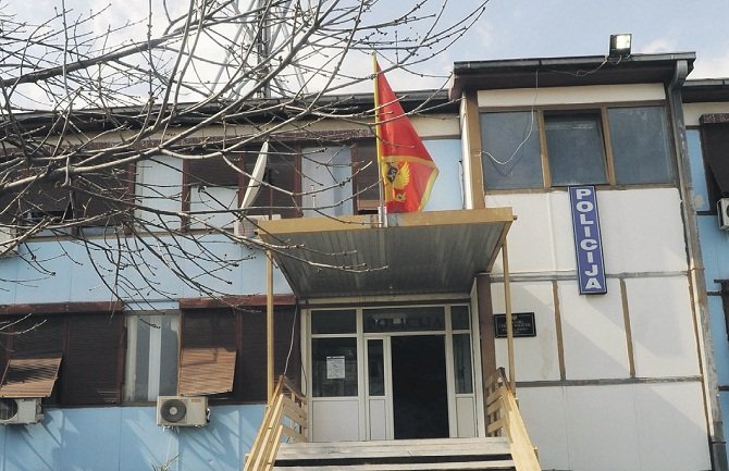 Policajca iz Budve ispitivali zbog sumnje da odaje podatke kriminalcima