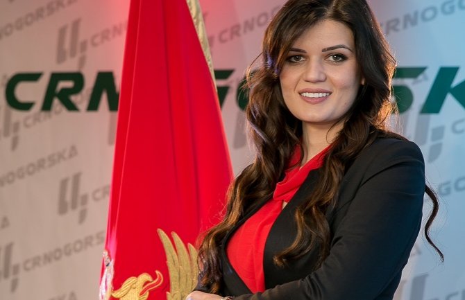 Ivanović: Skrnavljenjem Njegoša brutalno vrijeđaju crnogorski narod