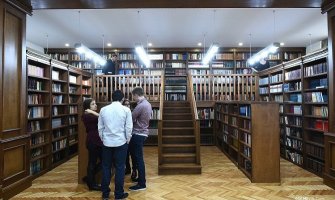 Otvorena renovirana biblioteka Gimnazije 