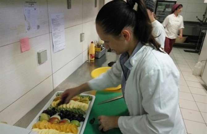 Obuka nastavnika kod poslodavaca 2017.:Prilika da poboljšaju kvalitet svog znanja