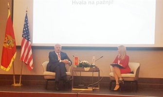 Marković u AmChamu: Potrebno unapređivati poslovni ambijent