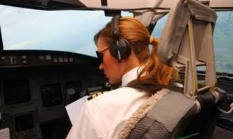 Žena pilot rastjerala putnike pričom o svom razvodu