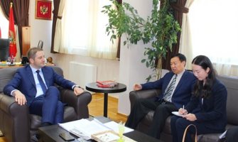 Kina nastavlja sa stipendiranjem crnogorskih studenata