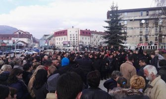 Majke održale proteste na sjeveru: Nećemo odustati!