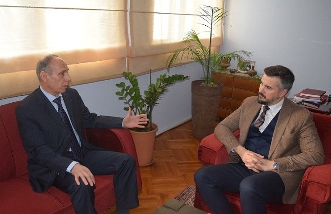 Ambasador Kipra: CG dobar primjer u procesu pristupanja EU