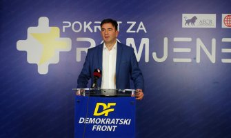 Medojević: Vlada ukida naknade za majke troje i više djece