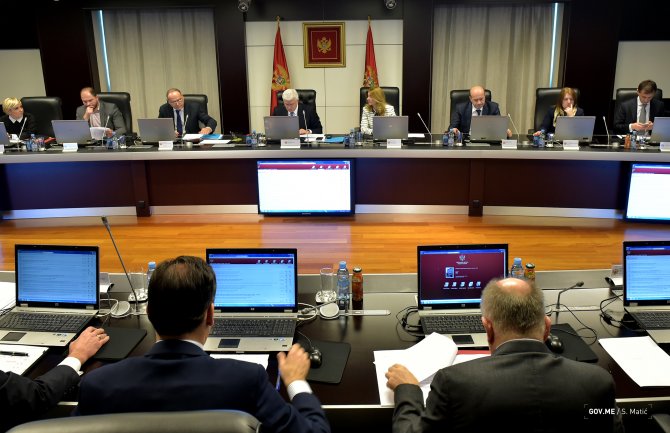 Evo koliko su se zadužili a koliko su uštedjeli crnogorski ministri