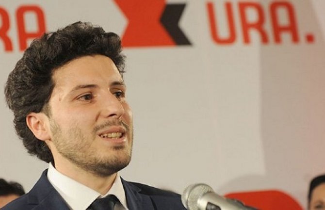 Abazović: Osuđujemo gnusna ubistva i lov na nevine žrtve