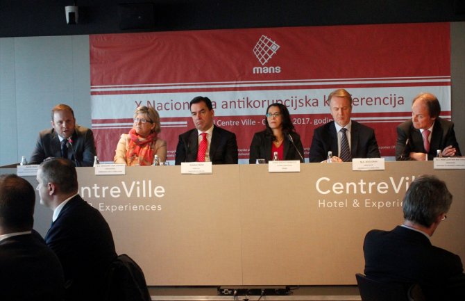 Pažin: Tužioci imaju visoke plate ali ne i tako visoke rezultate