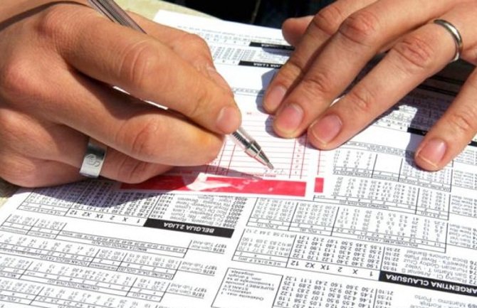 Hvalio se dobitnim tiketom pa mu drugi uzeo dobitak