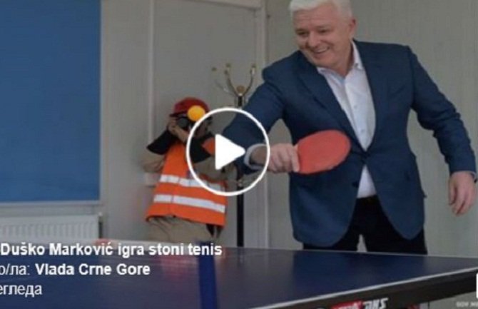 Premijer zaigrao stoni tenis (VIDEO)