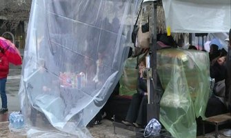 Majke ostaju ispred Skupštine do 12.marta