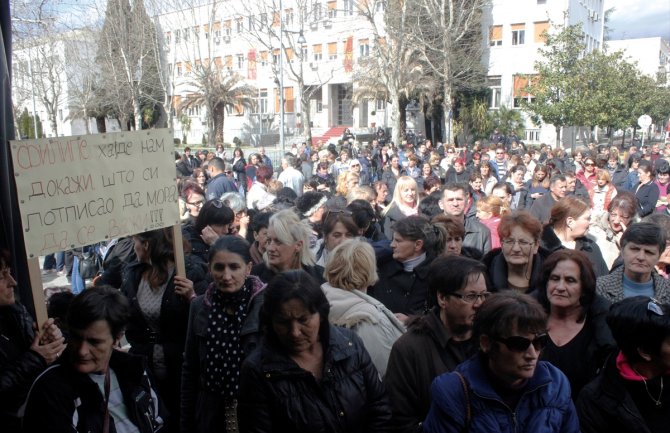 Ustavni sud u najkraćem roku o naknadama