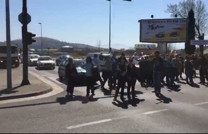 Majke blokirale raskrsnicu prema Nikšiću i Cetinju, pa nastavile ka Skupštini