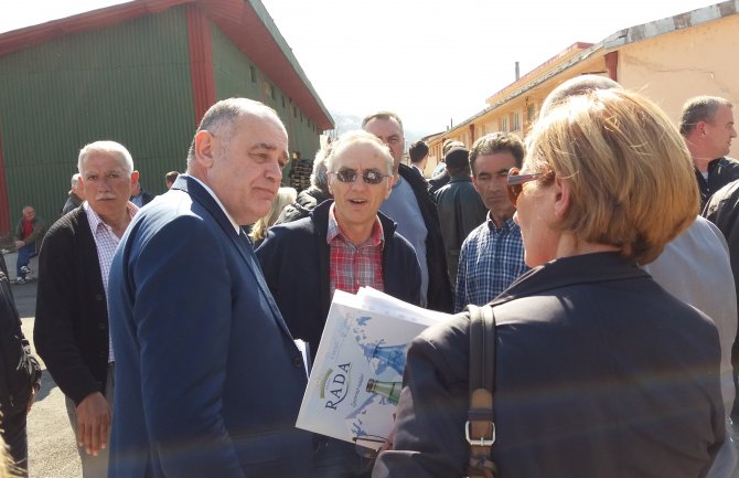 Simović posjetio Bjelasicu Radu: Ova fabrika mora da radi