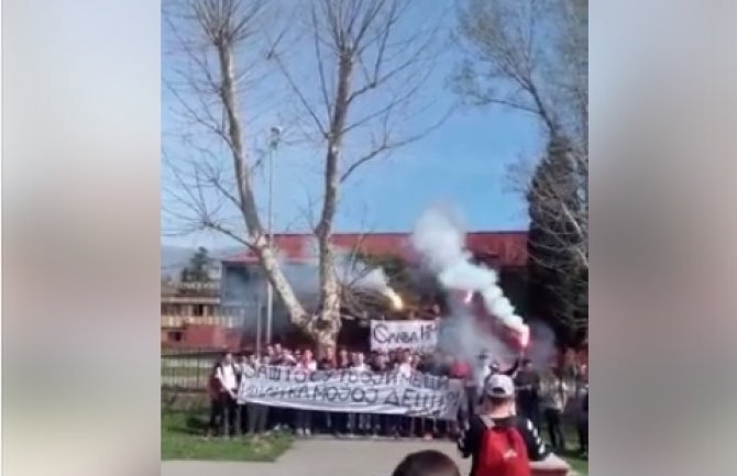 Danilovgrad: Učenici gimnazije obilježili 18 godina od bombardovanja (VIDEO)