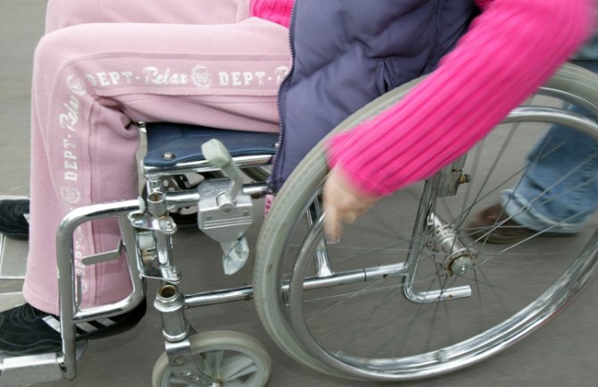 Petogodišnjoj Kristini iz Berana potrebna pomoć za operaciju u Beogradu