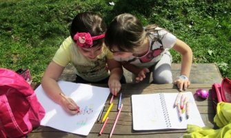 Izvesti đake van učionica