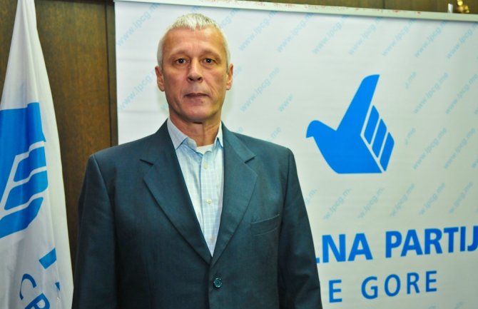 Šoć: Ulaskom u NATO CG se vraća za sto za kojim se donose najvažnije odluke