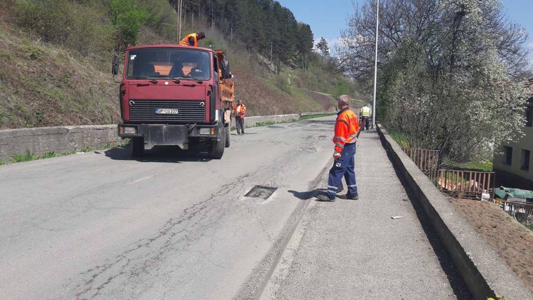 17916317102131152037026638174028o