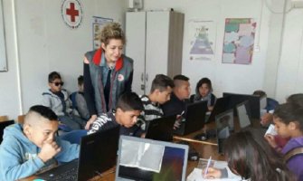 60 mladih pohađa računarske radionice u kampovima na Koniku