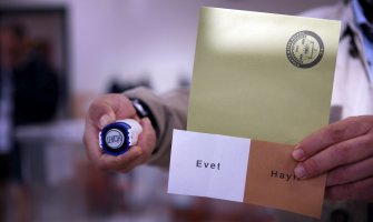 Državljani Turske danas izlaze na referendum o ustavnim promjenama