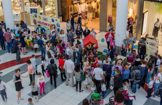 Veliki broj mališana uživao u Uskršnjim igrarijama