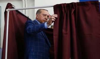 OEBS prati referendum, Erdogan nezadovoljan