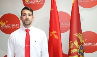 Demokrate: Napuštamo politiku ako DPS ponudi ijedan dokaz da plaćamo volontere