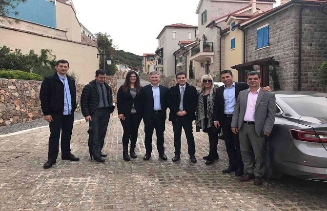 Predsjednici opština Tivat i Kotor posjetili Luštica Bay