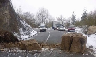 Odron na putu Đurđevića Tara-Pljevlja