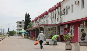 Policija uklonila sumnjivi kofer sa željezničke stanice u Podgorici