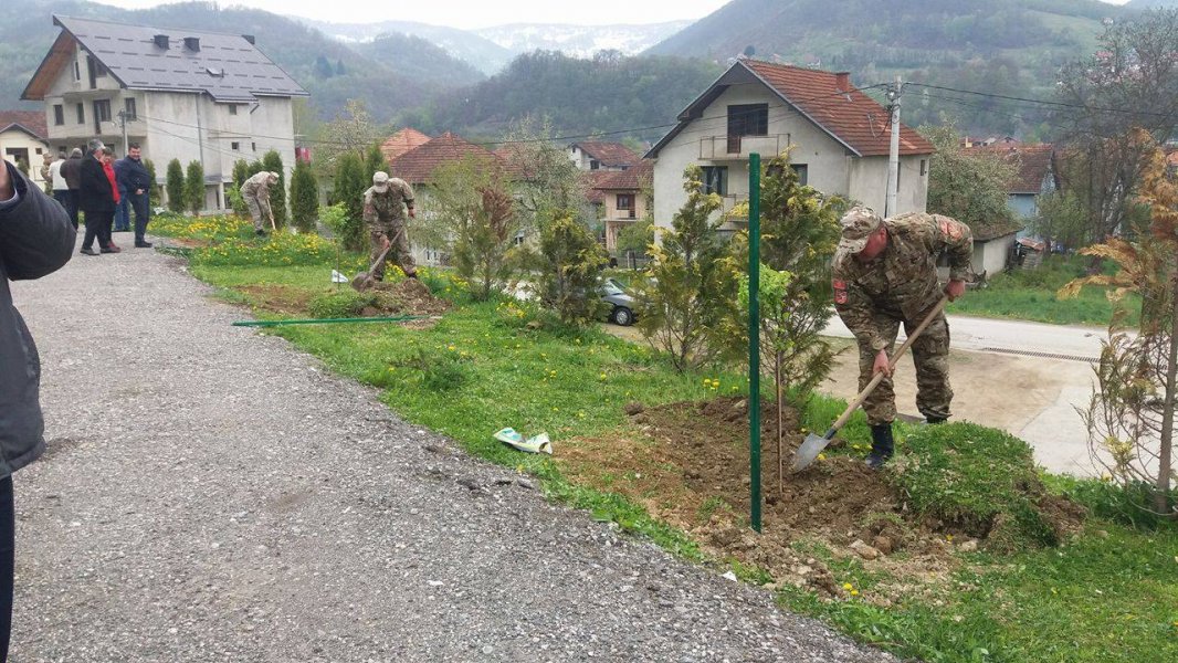 1811089110207027524125025843786707o