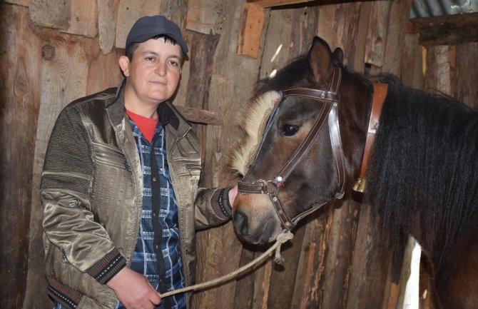 Ilmija Lika, Albanka koja je odlučila da bude “zakleta virdžina”